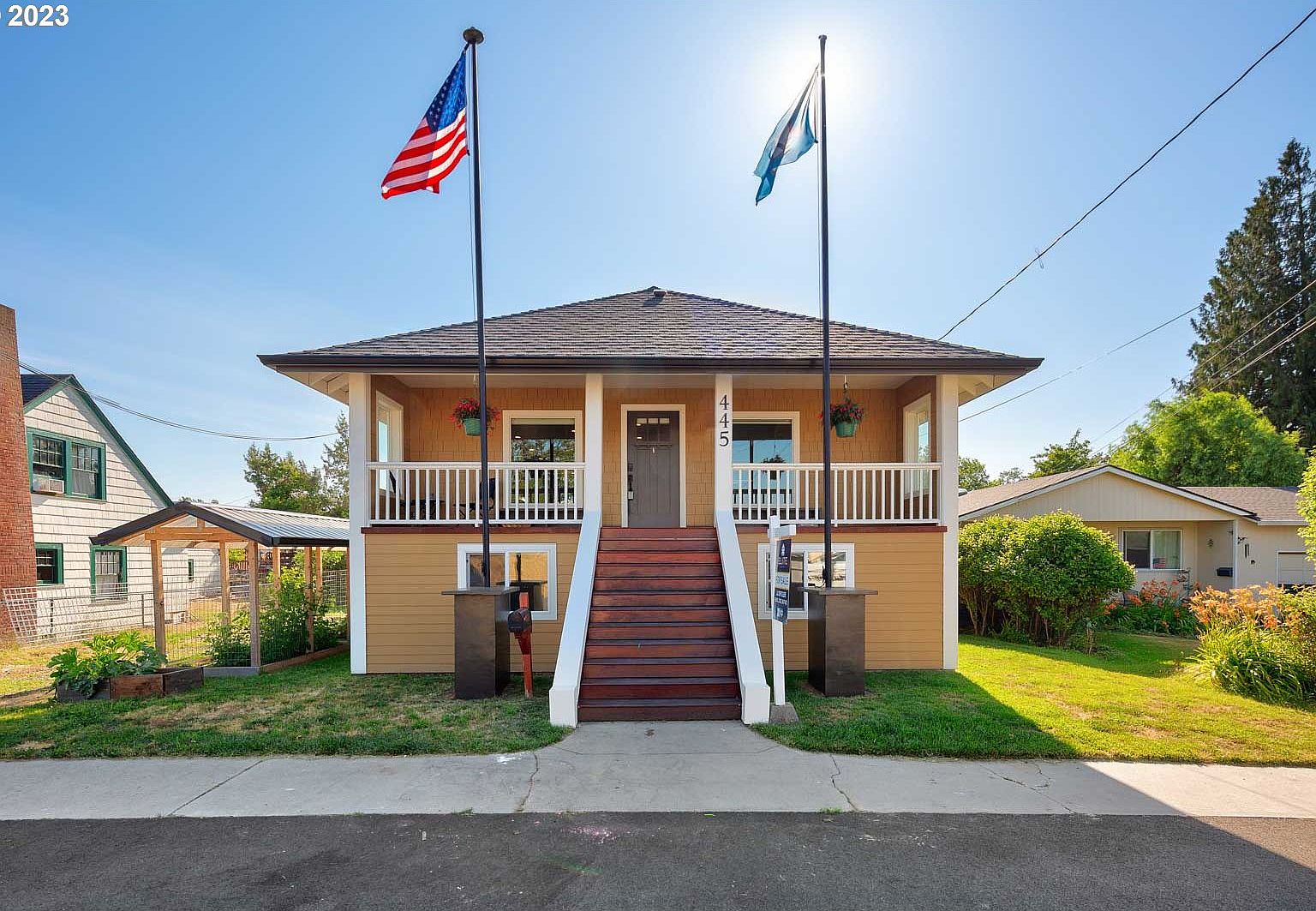 445 S 3rd St, Saint Helens, OR 97051 Zillow