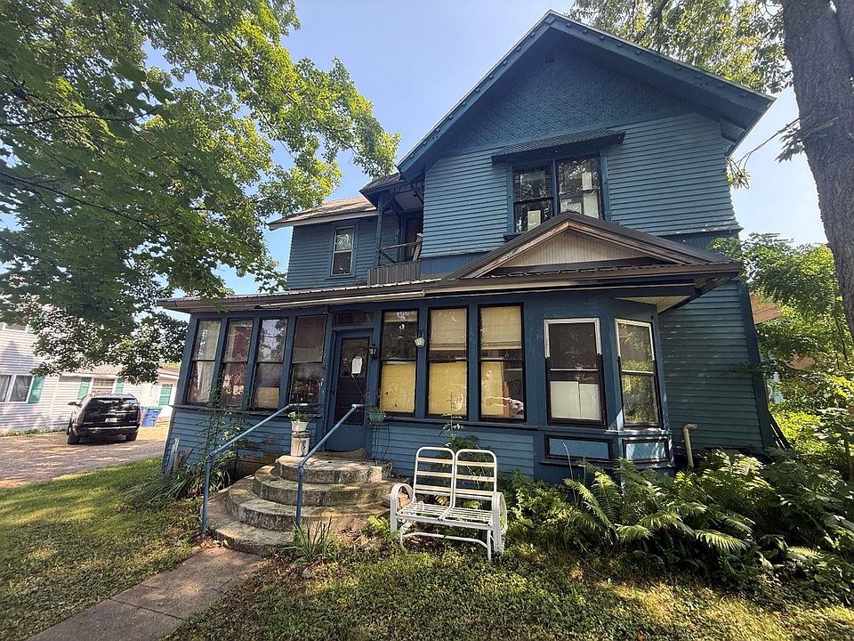 2nd image of 312 E Garfield Ave