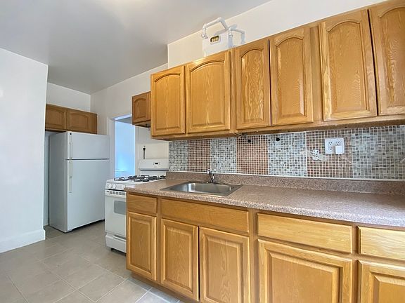 2nd image of 31-11 32nd St #20