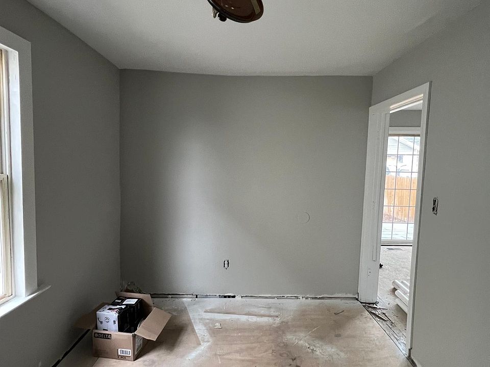 1st image of 27 Winthrop Ave #1