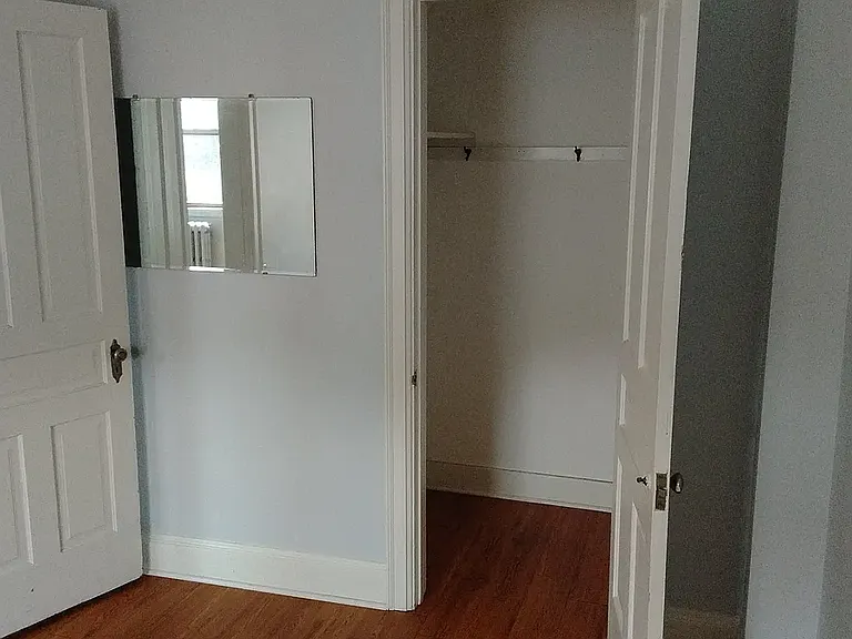 418 Saint Lawrence Ave — Photo 10