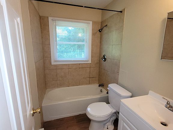 4th image of 400 Berryman St APT K