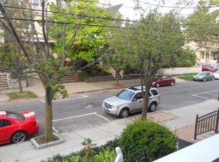 80 W 42nd St, Bayonne, NJ 07002