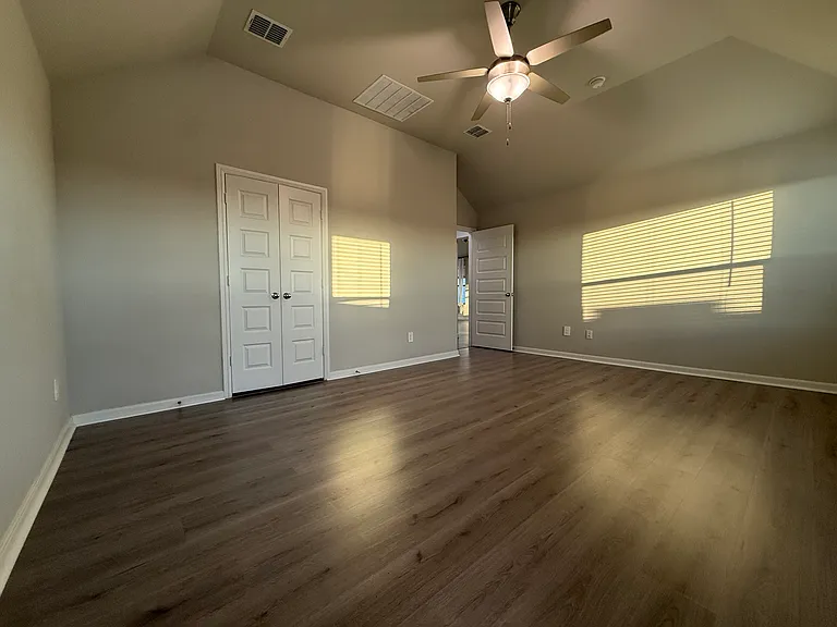 5431 Big Thicket Ln — Photo 12
