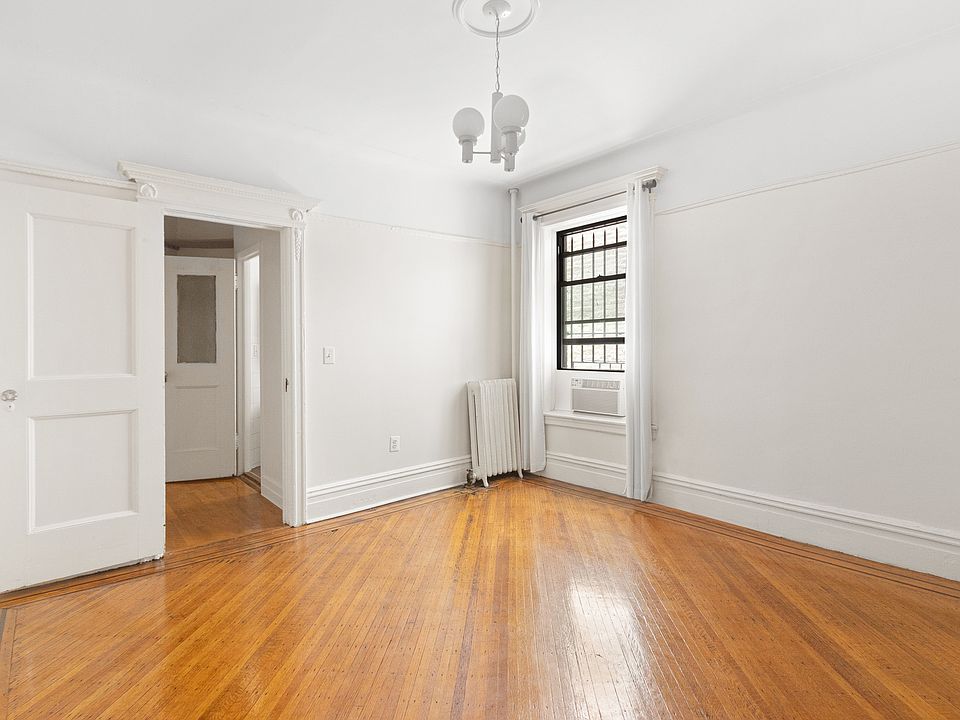 2nd image of 1108 Dean St APT 1B