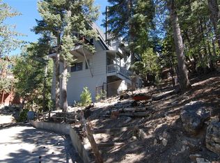 520 Pioneer Rd, Lake Arrowhead, CA 92352