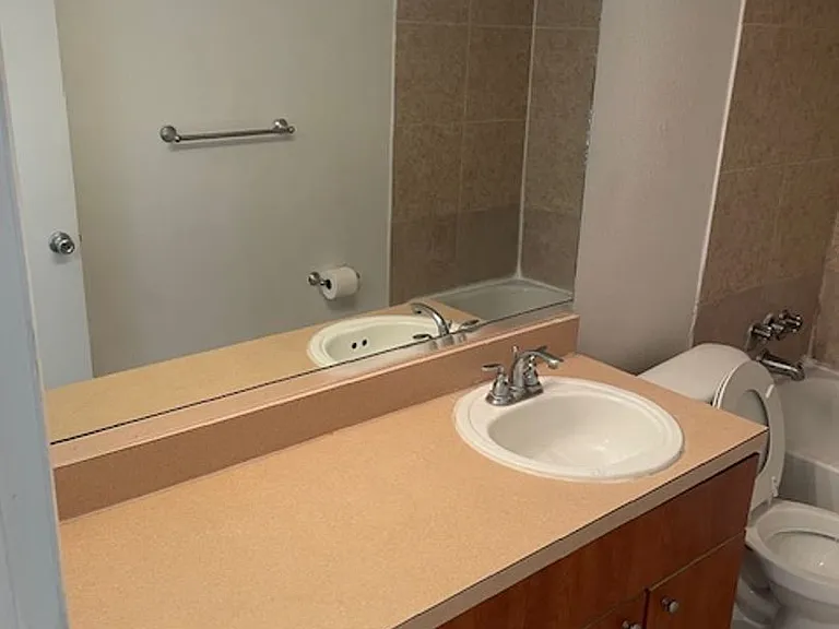 415 Wymore Rd #102 — Photo 22
