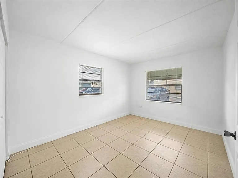 702 Michigan Ct #1 — Photo 14