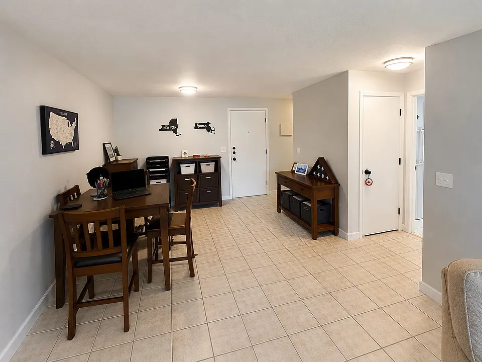 9 Kenmar Dr #13