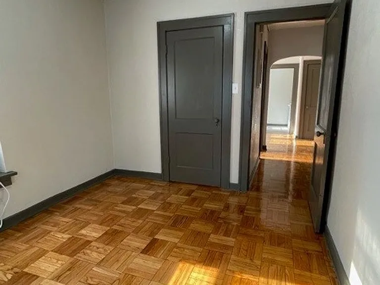 1626 D Street Apartments — Photo 20