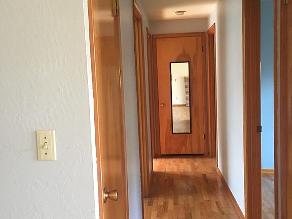 3rd image of 6604 Lake Grove St SW