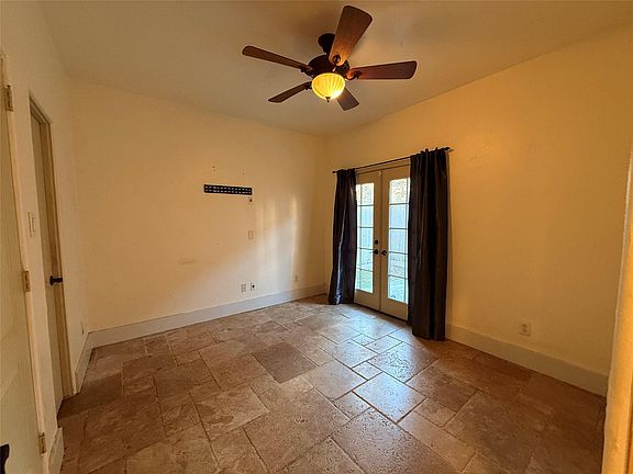 3rd image of 4606 Austin St APT D