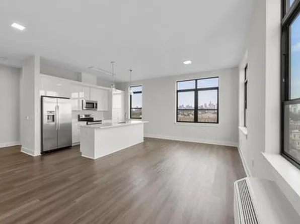 121 34th Street image 181 of 213