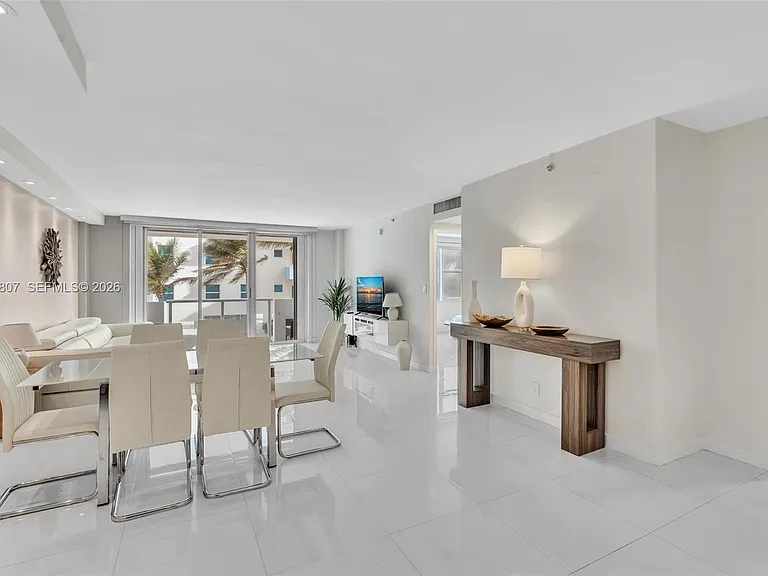 9195 Collins Ave #303 — Photo 2