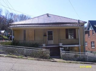 426 Kilbourne Ave, Appalachia, VA 24216