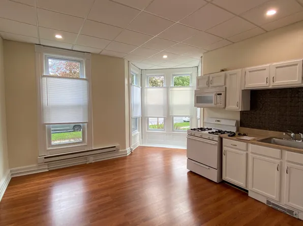 234 Broad St #1, Oneida, NY 13421