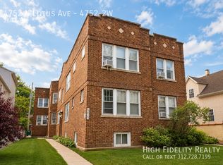 4752 N Lotus Ave #2W, Chicago, IL 60630