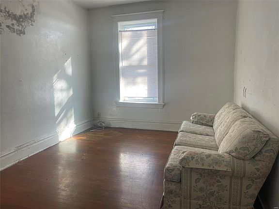 5th image of 3935 Gravois Ave