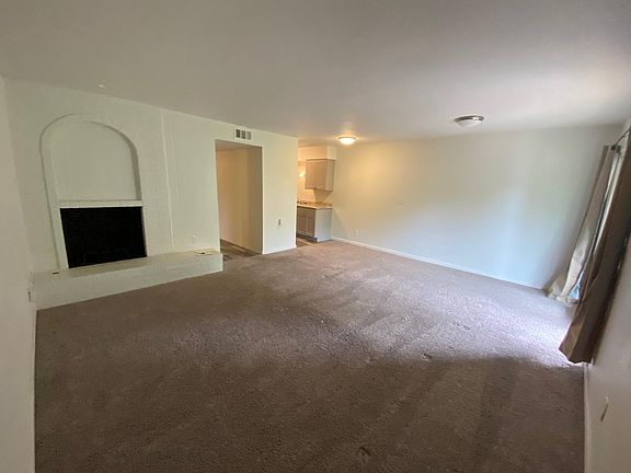 5th image of 4063 Warwick Blvd APT 5