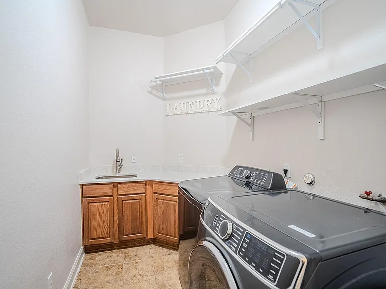 309 Aria Dr — Photo 24