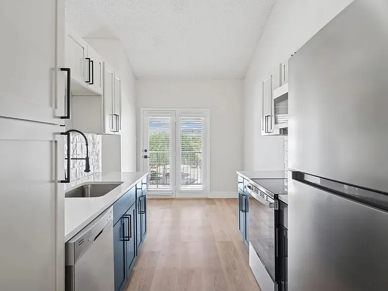 18958 Dallas Pkwy #1 — Photo 3