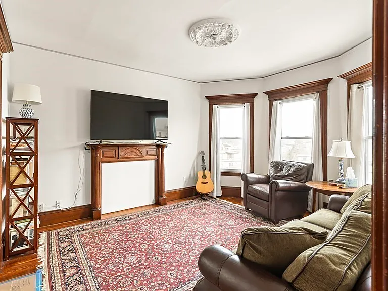 55 Main St #1 — Photo 6