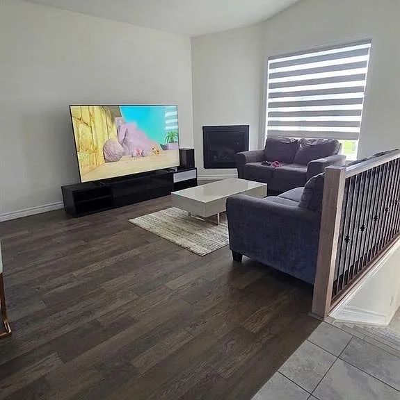 1097 Aspen Ridge Cres — Photo 2