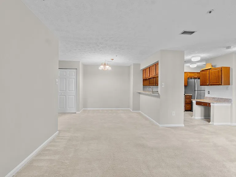 12205 Saint Peter Ct — Photo 3