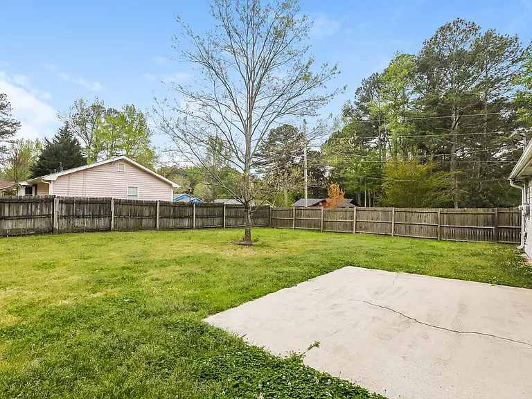 3568 Fernbrook Dr SW — Photo 16
