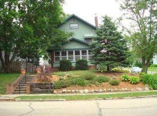 524 S Ottawa Ave, Dixon, IL 61021
