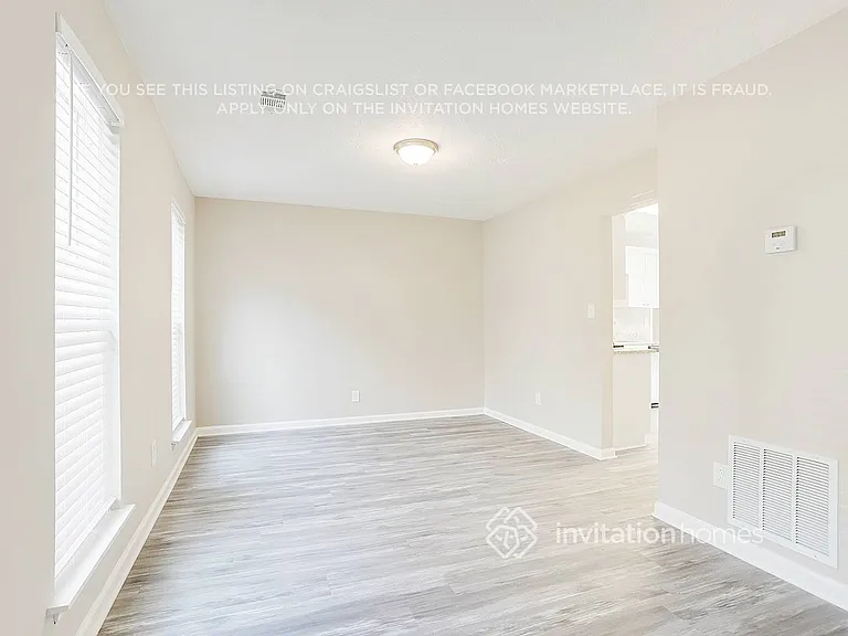 478 Sherwood Cir — Photo 9