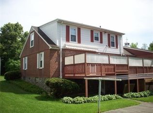 9 Seattle St, Worcester, MA 01605