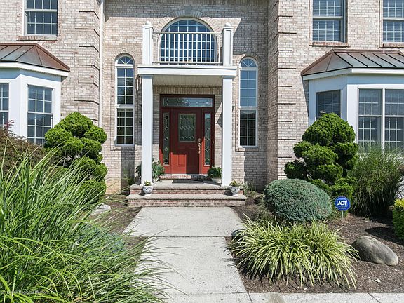 4th image of 2291 Maple Manor Ct