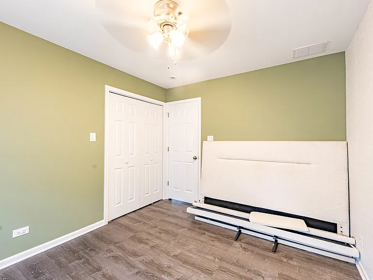 2722 Larkspur Ln — Photo 11