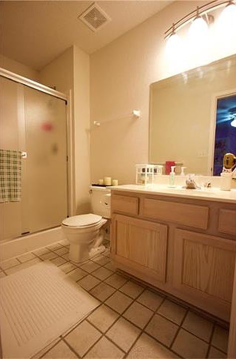 2nd image of 5605 NW Moonlight Meadow Ct #35B