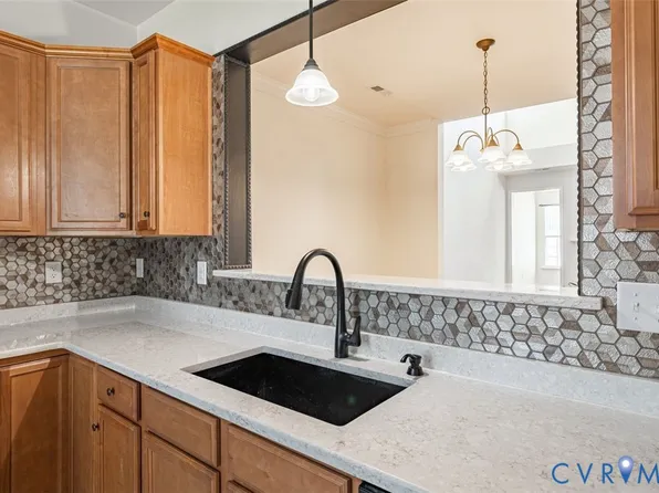 7732 Marshall Arch Dr, Mechanicsville, VA 23111