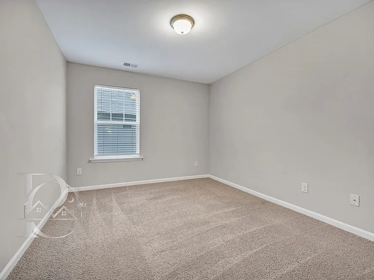 122 Drummond Way — Photo 30