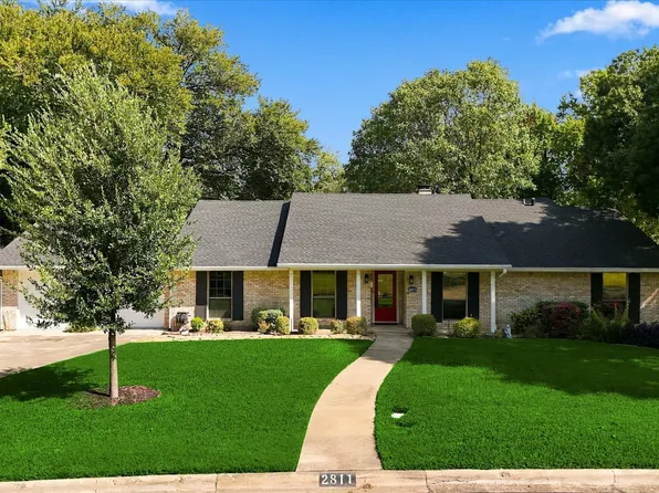2811 Reedcroft Dr, Farmers Branch, TX 75234