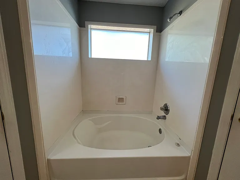 8380 Jeptha Ct — Photo 11