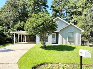 1401 Penrose St, Mandeville, LA 70448