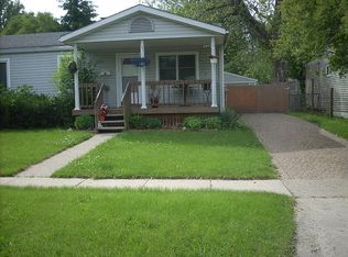 1323 Fall River Rd, Ypsilanti, MI 48198