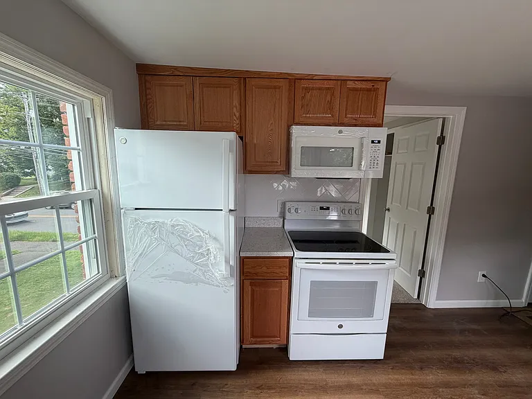 23 Cherry St #23 — Photo 5