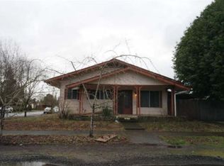 549 9th St, Springfield, OR 97477