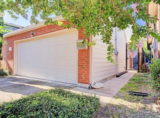 1015 Andrews St, Houston, TX 77019