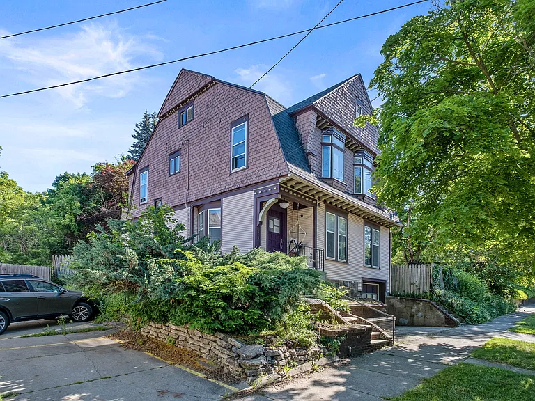 315 Logan St SE #2 — Photo 3