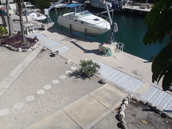 4th image of 148 Kahiki Dr