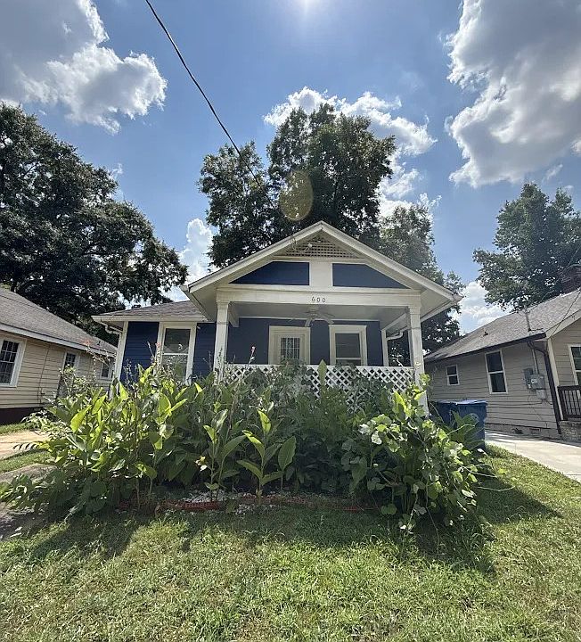 1st image of 600 Mayland Ave SW