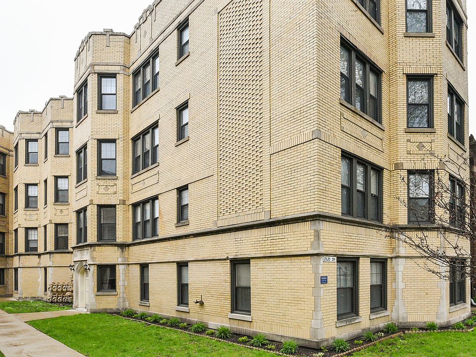 1st image of 7524 N Winchester Ave APT 2E