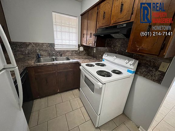 4th image of 2714 John Ashley Dr