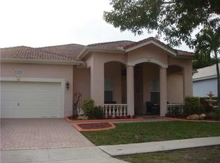 250 SW 167th Ave, Pembroke Pines, FL 33027